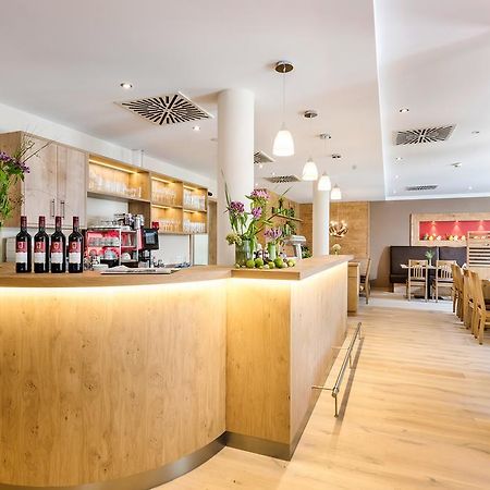 Die Post Hotel Bad Groenenbach Bagian luar foto