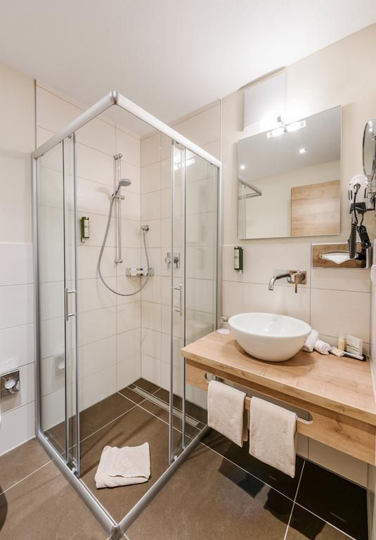 Die Post Hotel Bad Groenenbach Ruang foto